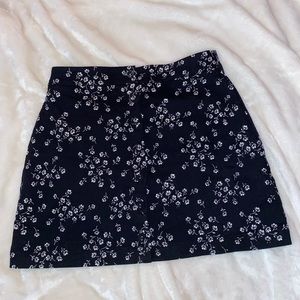 Black Forever21 mini skirt
